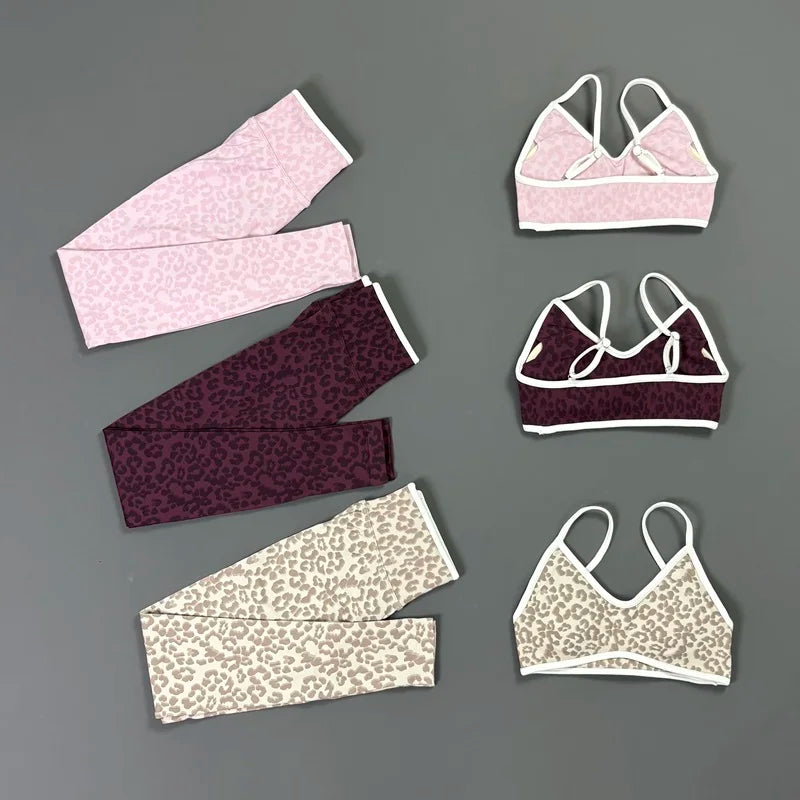 Conjunto Deportivo 2 Piezas Animal Print con Ribetes