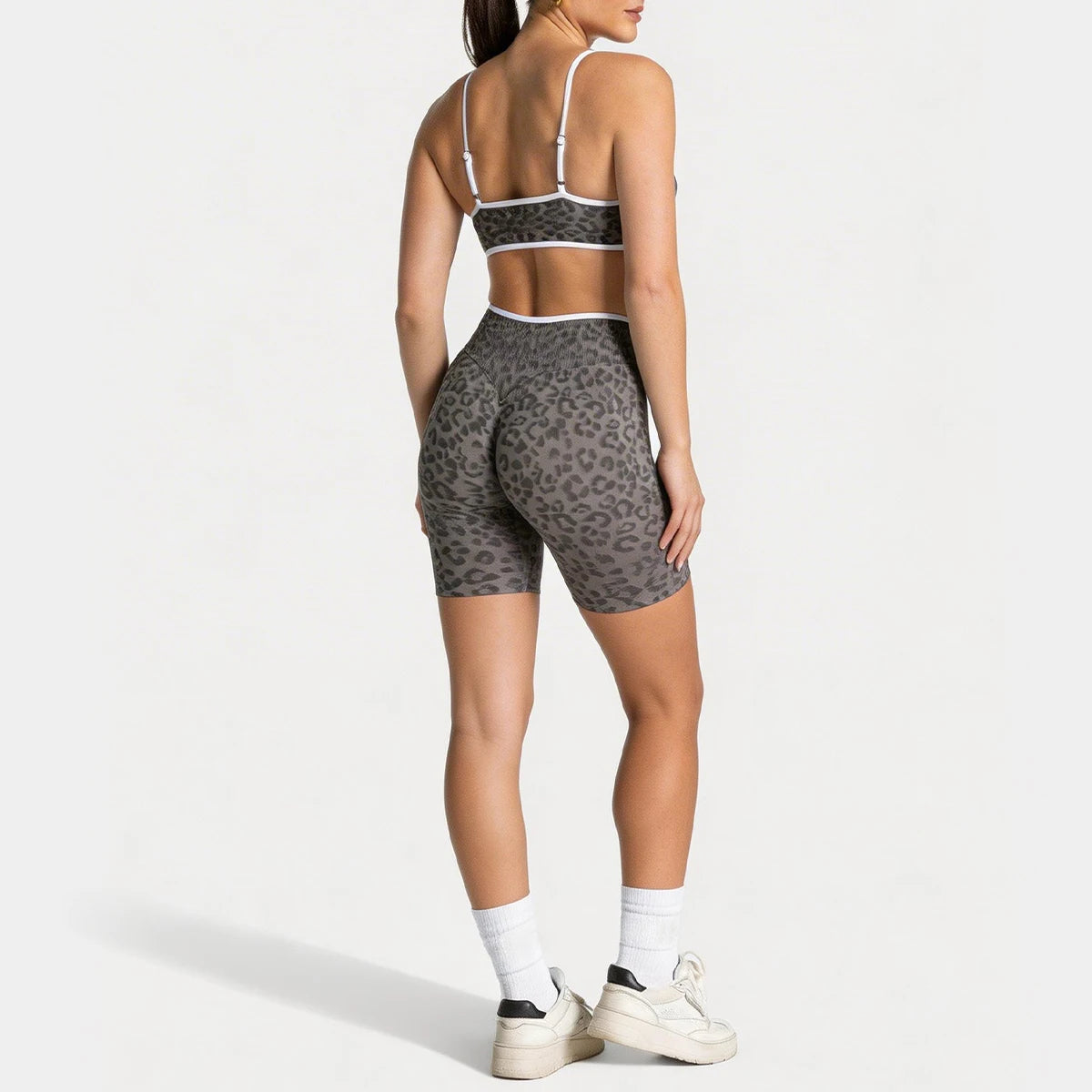 Conjunto 2 Piezas Biker Shorts y Top Ajustable animal print