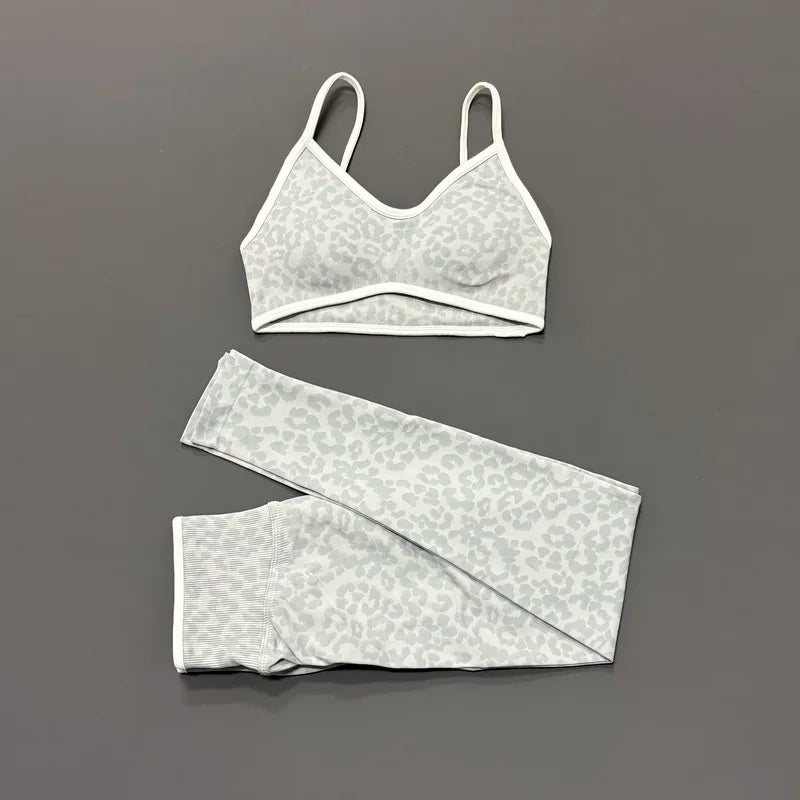 Conjunto Deportivo 2 Piezas Animal Print con Ribetes