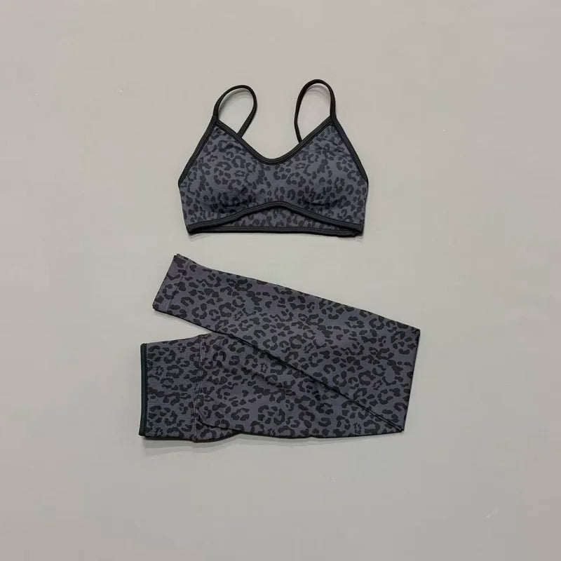 Conjunto Deportivo 2 Piezas Animal Print con Ribetes